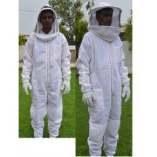 Ventilated Beesuit - Airmesh by Apibee - Ventilated Polyester Cotton Mesh Suit with Roundhead or Fencing Veil - 6 Sizes including Bespoke Sizes - White