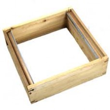 Shallow/Super Box  - National - Cedar - Castelated Spacers Not Included - Flatpack - No Frames - 1st Quality